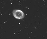 M 57, nébuleuse annulaire de la Lyre