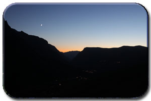 Tombée de la nuit à l'observatoire de La Guindaine